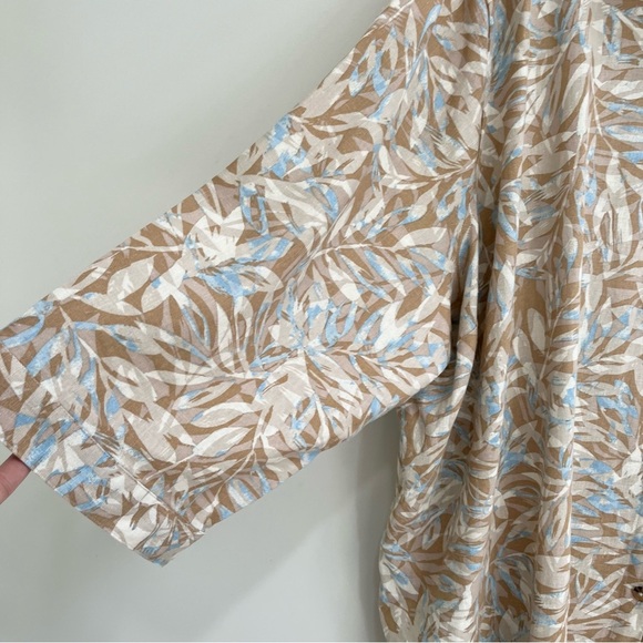 Catherine’s linen button front top 3/4 length sleeves tan blue leaf print 6X - Picture 5 of 11